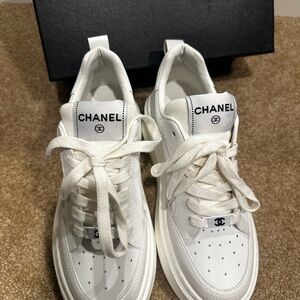 Zara White Low-Top Lace-Up Sneakers